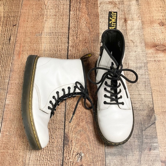 Dr. Martens Shoes - Dr. Martens Zavala J White Leather Combat Boots Side Zip AW004 SH05W Size 5